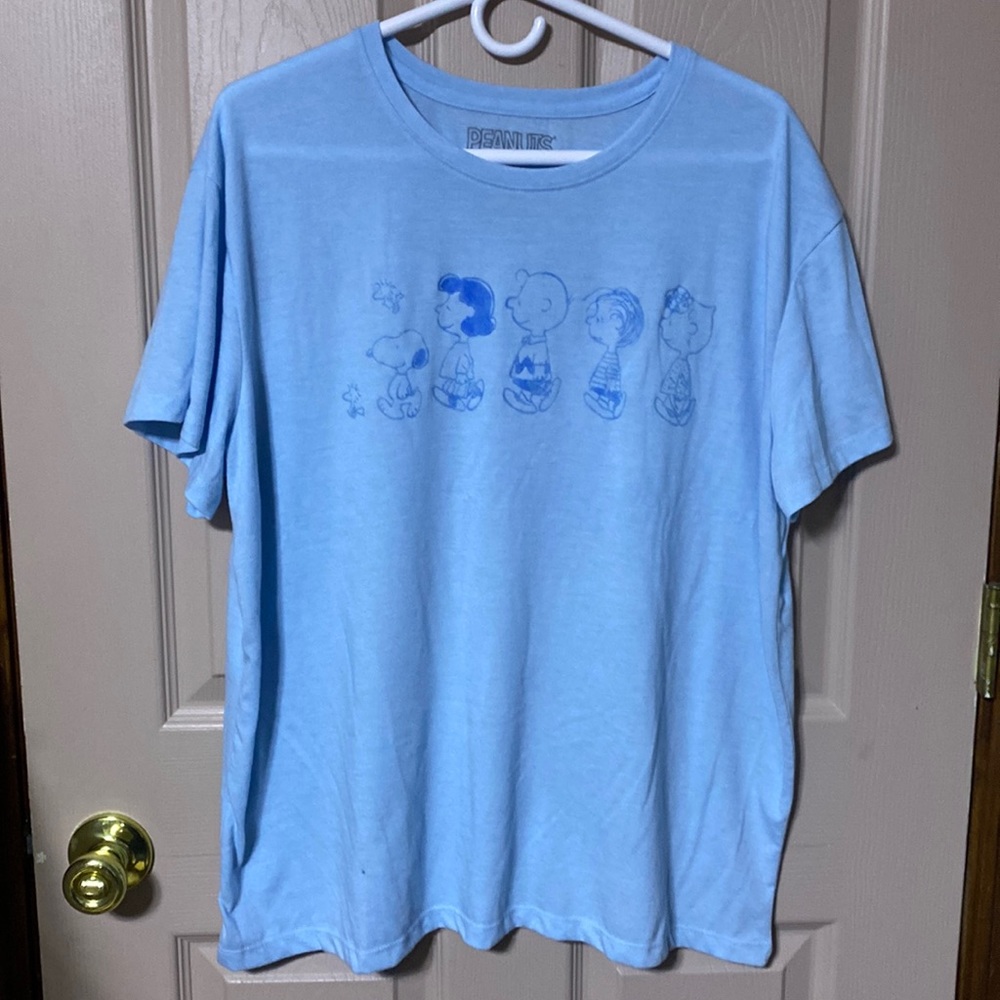 Peanuts t shirt. Never worn.